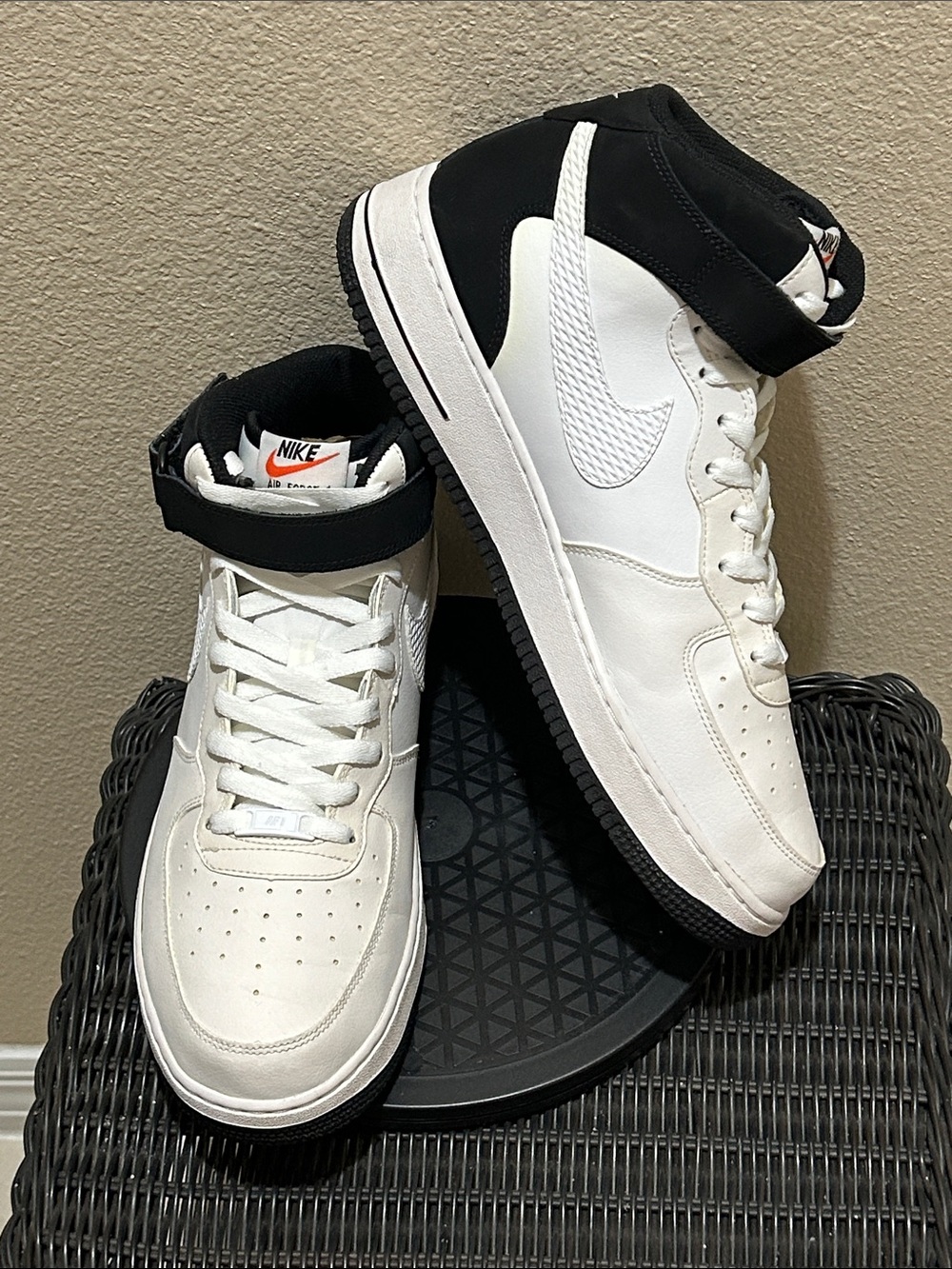 Nike Air Force One Mid White Black White 315123-124